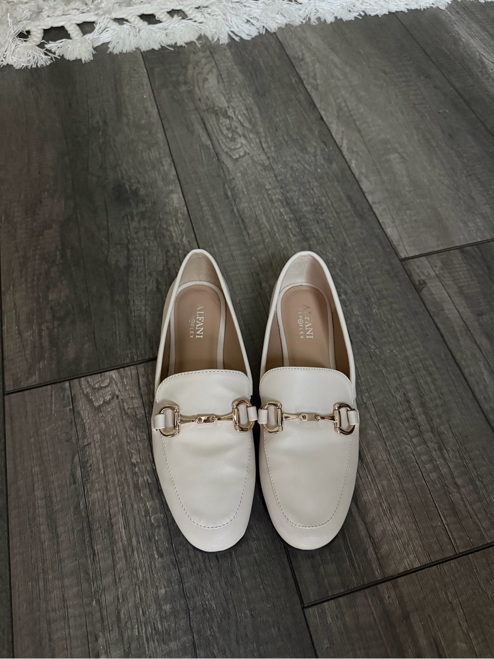 Alfani beige women’s flats